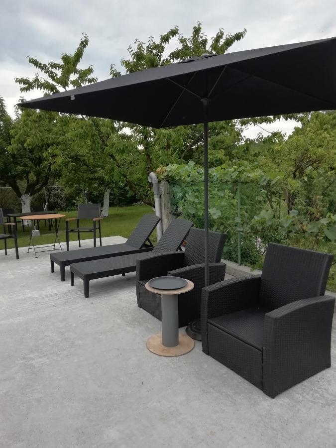 Escapade Champêtre Acomodação com café da manhã Hauteville-sur-Fier Exterior foto