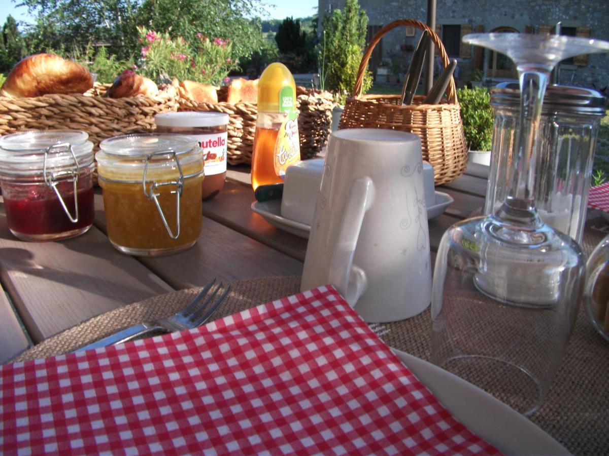 Escapade Champêtre Acomodação com café da manhã Hauteville-sur-Fier Exterior foto